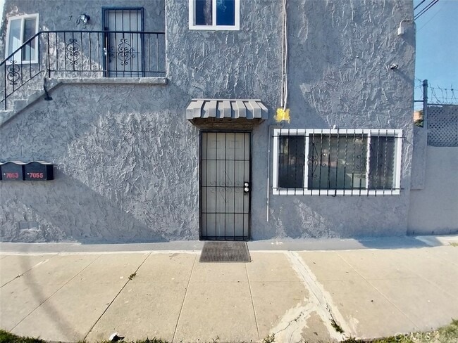 Building Photo - 7053 3rd Ave