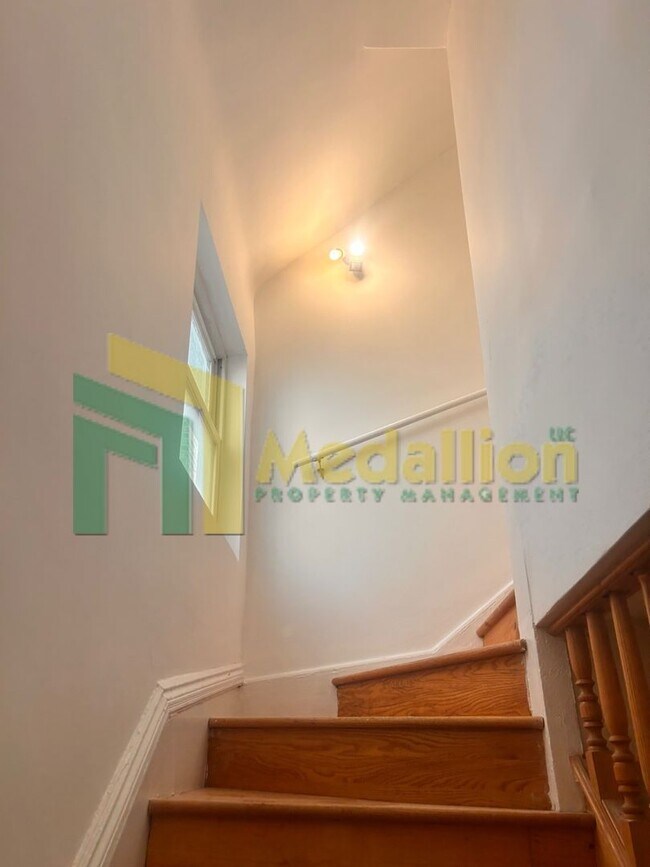Foto del edificio - 4700 W Monroe St