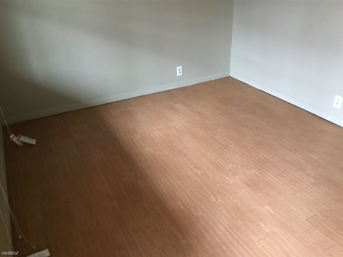 Foto principal - 1405 W Kirby Ave