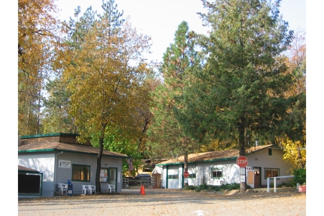 Building Photo - Lakeshore Villa RV Park