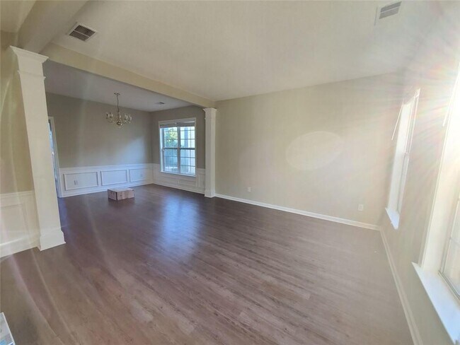 Foto del edificio - 2623 Davenham Ln