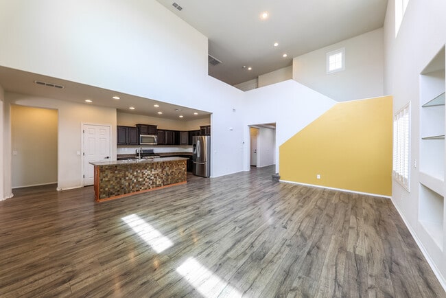 Foto del edificio - 17953 W Alice Ave