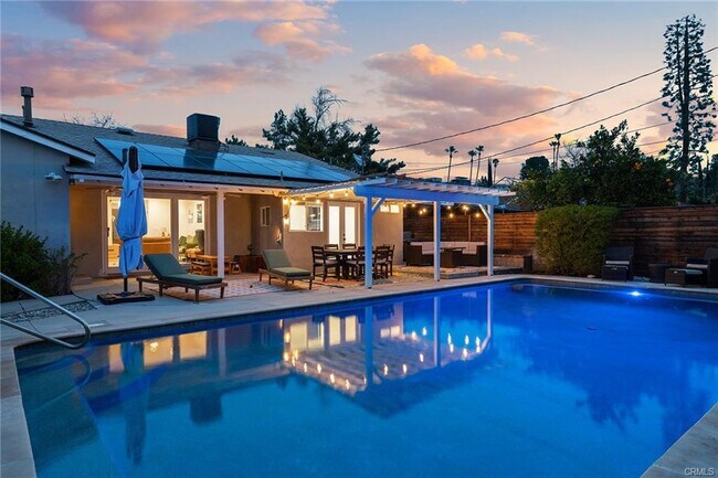 Foto del edificio - 23642 Oxnard St