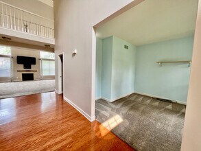 Building Photo - 2064 Warbler Ct