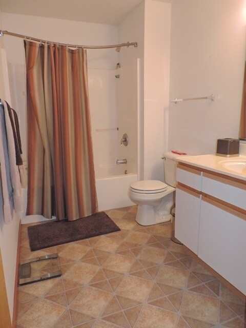 Building Photo - 2706 Triple Crown Ln