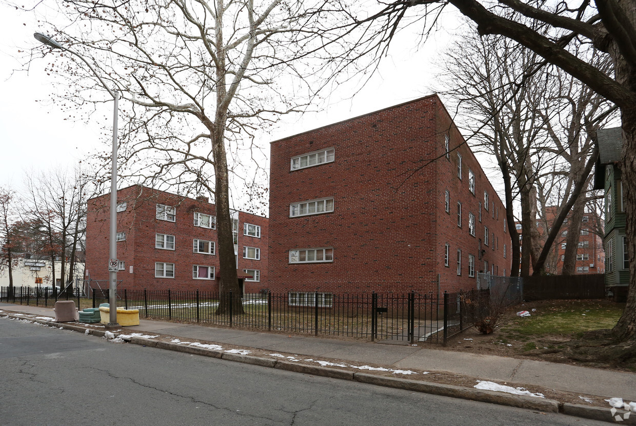 Building Photo - Asylum Hill