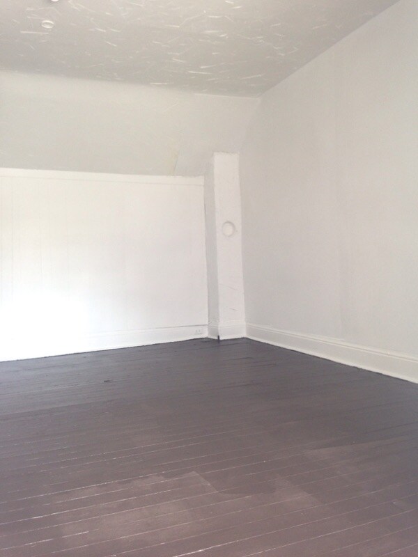 Foto del edificio - 103 W Walnut St