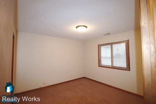 Building Photo - 241 N 35th St