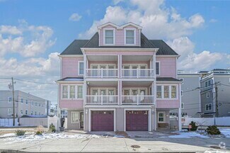 Building Photo - 106 S Victoria Ave