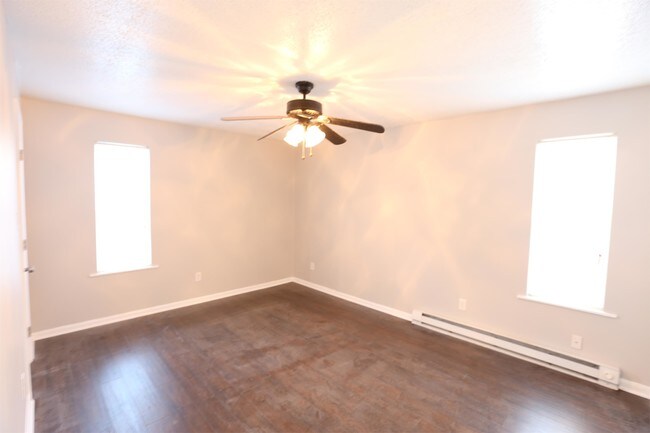 Foto del edificio - 4419 Angus Rd