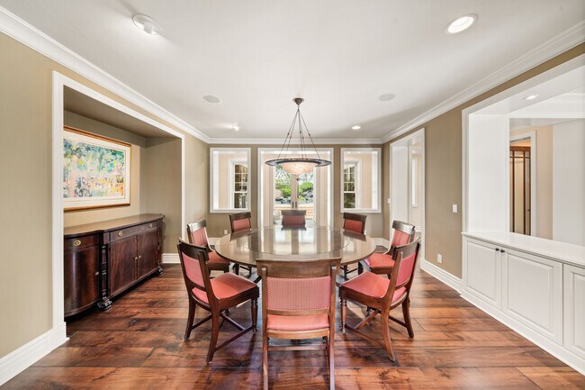 Foto del edificio - 14901 La Cumbre Dr