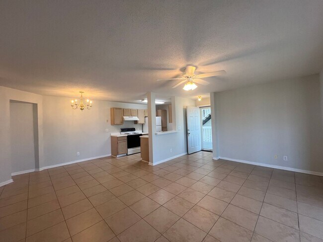 Foto del edificio - 2265 Huntingdon Dr