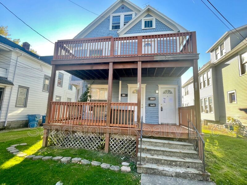 516518 Washington Ave, Lorain, OH 44052 House Rental in Lorain, OH