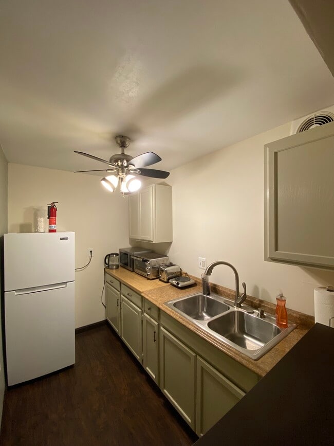 Foto del edificio - 4609 Luxberry Dr