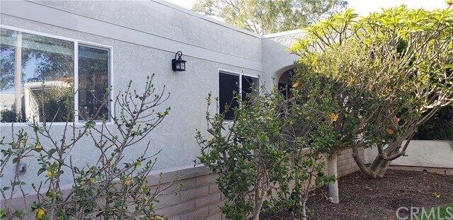 Building Photo - 5479 Paseo Del Lago W