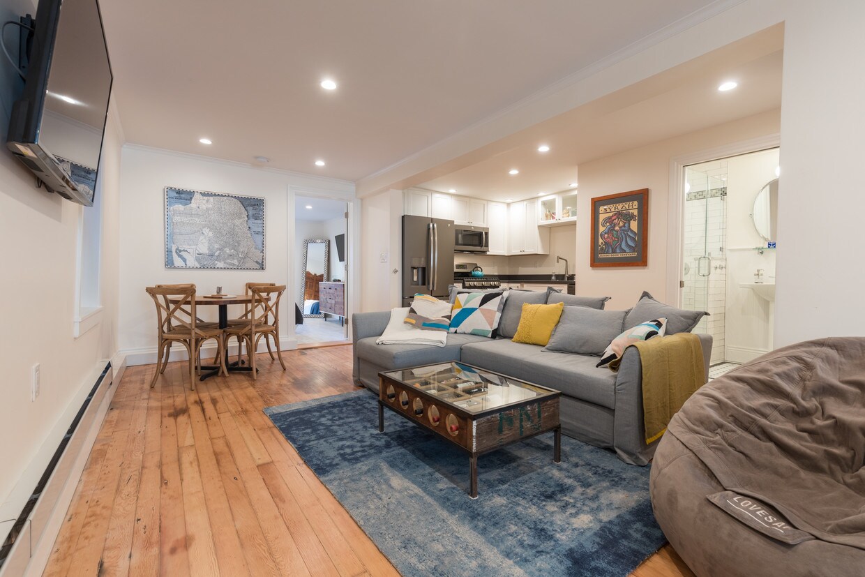 Foto principal - 1624 48th Ave
