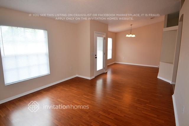 Foto del edificio - 3081 Blaine Cir