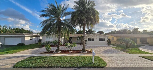 Foto del edificio - 11700 NW 15th Ct