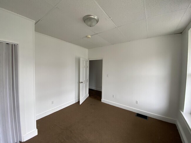 Foto del edificio - 295 W Jackson St