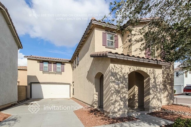 Building Photo - 11166 W McKinley St