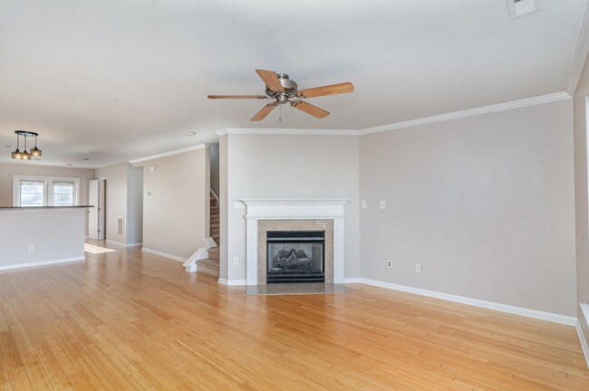 Foto del edificio - **Available in March!** 3 Level Townhome with Garage in Brier Creek