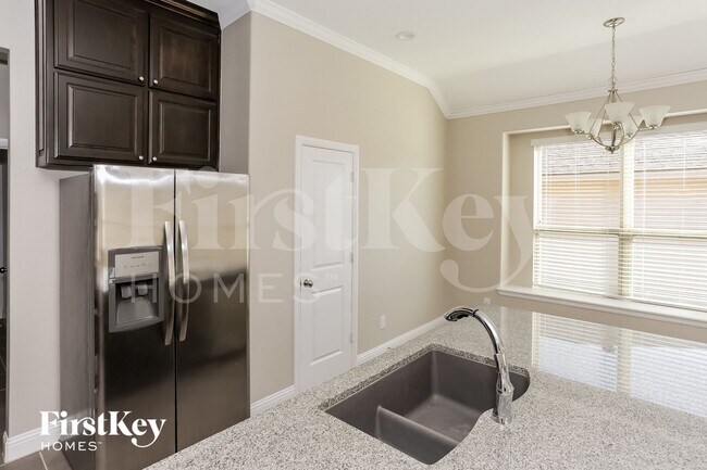 Building Photo - 845 San Miguel Trail