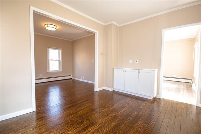 Building Photo - 58 Griffin St