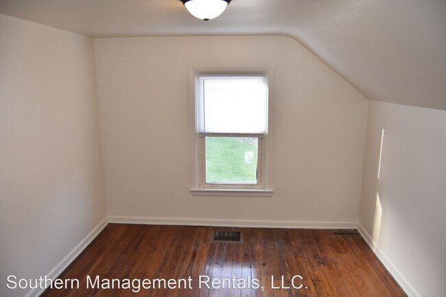 Foto del edificio - 3 br, 1 bath House - 14460 Boyer Road