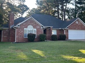 Building Photo - 313 Salem Rd