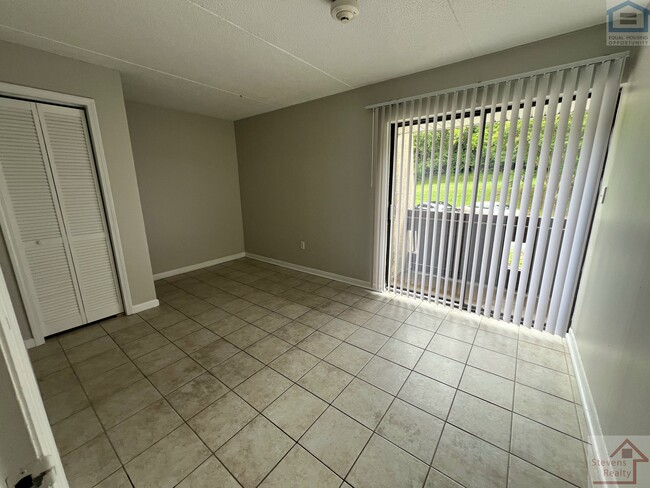 Foto del edificio - 915 S Seminole Dr