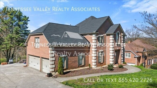 Foto del edificio - 821 Foxfield Ln