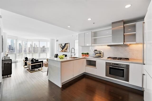 Foto del edificio - 77 Hudson St