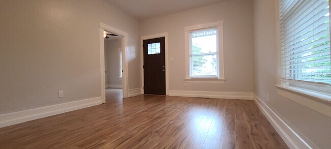 Building Photo - Beautiful Remodeled Home, 3 years ago, loc...
