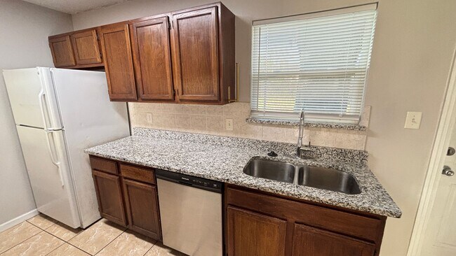 Foto del edificio - 2 Bedroom, 2.5 Bath Townhouse in Altamonte...