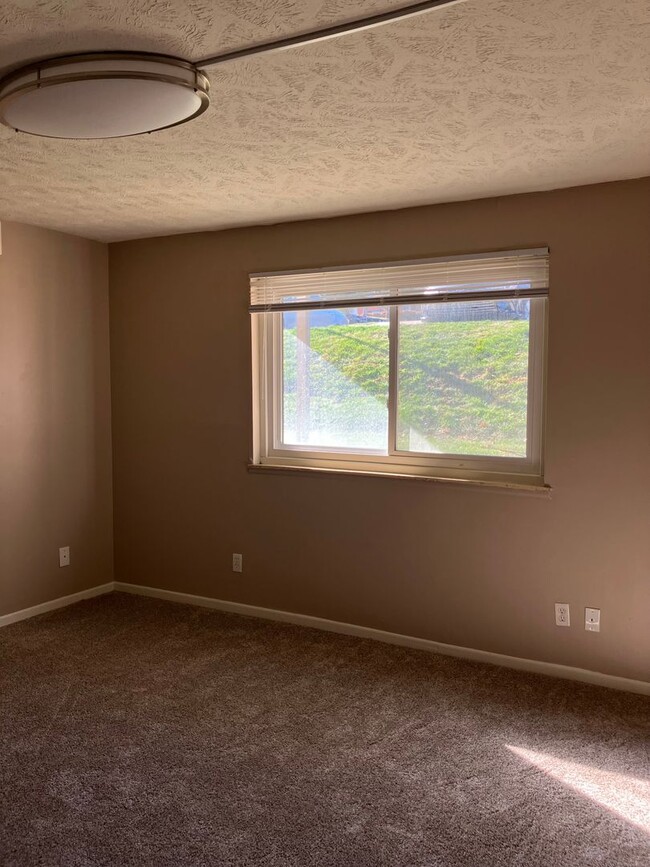 Interior Photo - Spring Acres Apartments