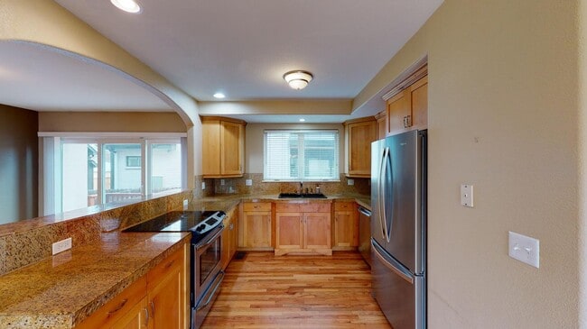 Photo - 1995 S Logan St House