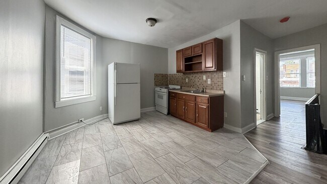 Foto del edificio - 5502 Willows Ave