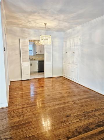 Foto del edificio - 6904 Westchester Dr