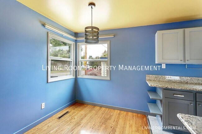 Foto del edificio - 8414 N Peninsular Ave