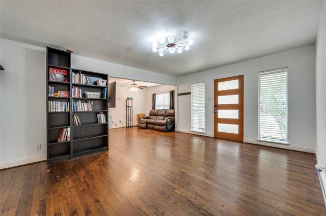 Foto del edificio - 3728 Park Ln