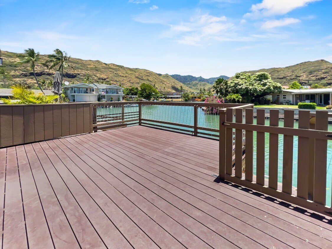 Foto principal - Video! Waterfront Townhouse w/Boat Dock!