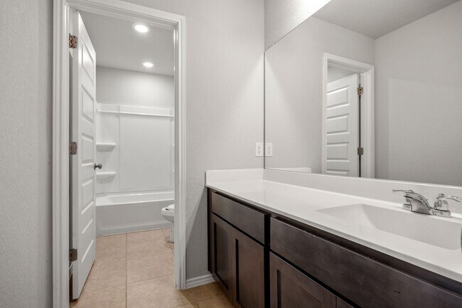 Building Photo - Like New In Millican Grove!!!!