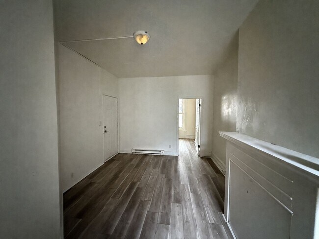 Foto del edificio - 518 Tilghman St