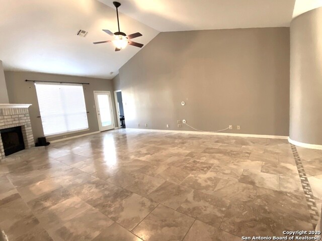 Building Photo - 7902 Pine Manor Dr