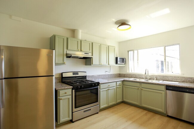 Foto del edificio - 1323 Ridgeley Dr
