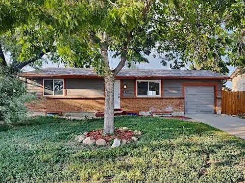 Building Photo - 388 Helena Cir