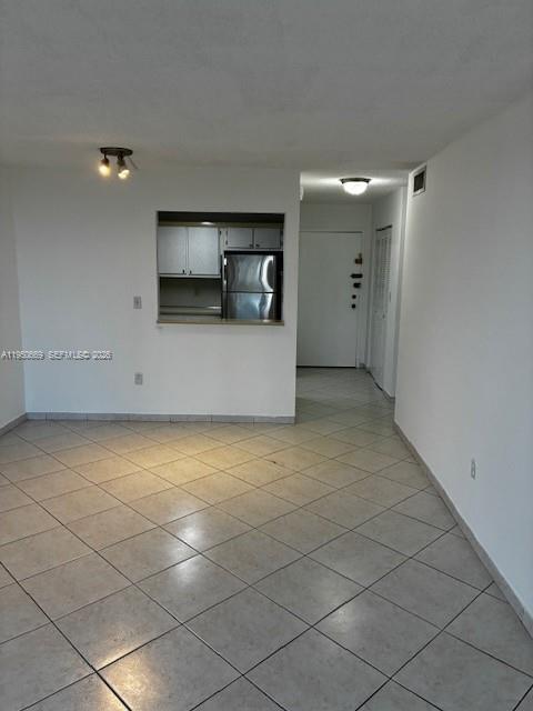 Foto del edificio - 16950 W Dixie Hwy