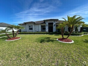 Building Photo - 16740 SW 290th Ln