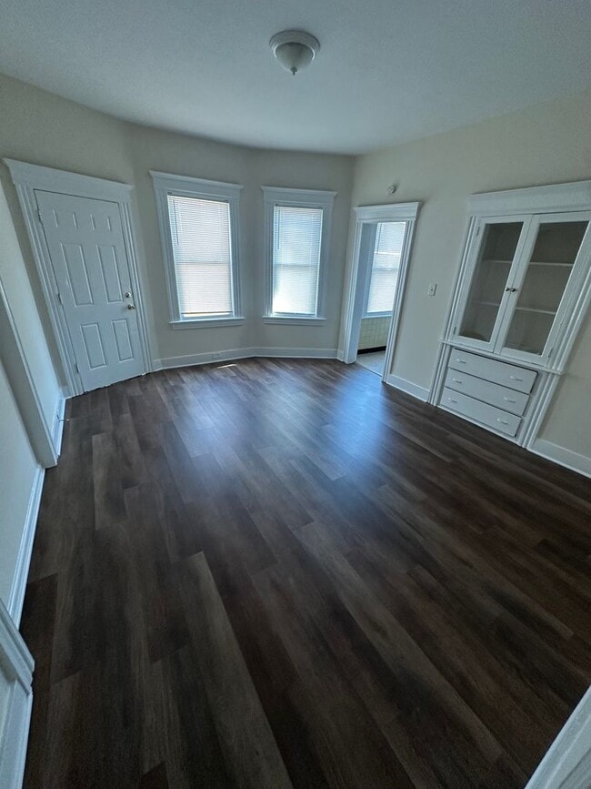 Foto del edificio - Highland Ave. 35-37