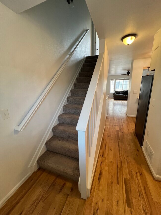 Foto del edificio - 783 S Locust St